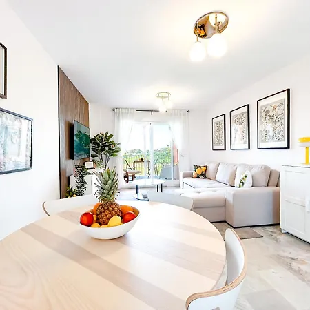 Family 400 Meters From The Beach, With Internet And Pool Apartment