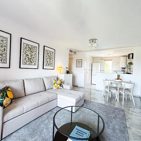 Family 400 Meters From The Beach, With Internet And Pool * Manilva