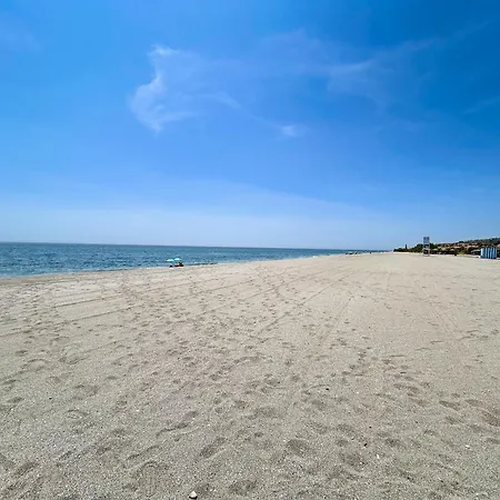 Apartment Family 400 Meters From The Beach, With Internet And Pool Manilva